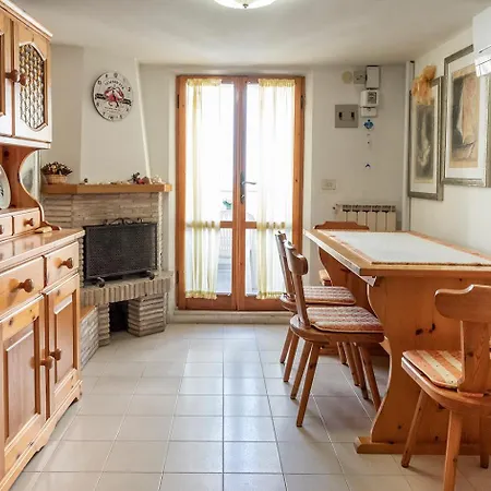 Se034 - Senigallia, Graziosa Mansarda Con Vista Mare Appartement *