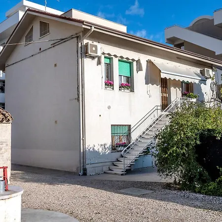 Se034 - Senigallia, Graziosa Mansarda Con Vista Mare 西尼加利亚